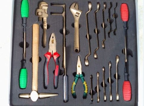 點(diǎn)擊查看詳細(xì)信息<br>標(biāo)題：無火花工具組 閱讀次數(shù)：6309