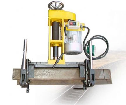 點(diǎn)擊查看詳細(xì)信息<br>標(biāo)題：三相電動(dòng)鋼軌鉆孔機(jī) 閱讀次數(shù)：2500