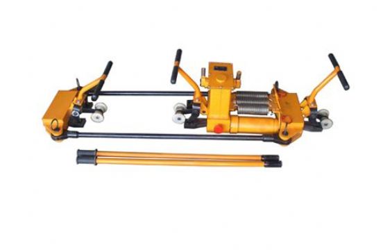 點(diǎn)擊查看詳細(xì)信息<br>標(biāo)題：YTF-400Ⅱ型液壓軌縫調(diào)整器 閱讀次數(shù)：2169