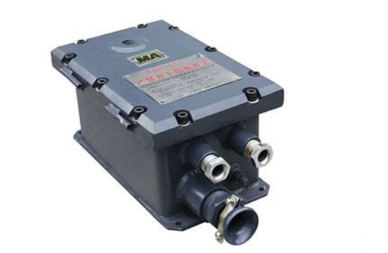 點擊查看詳細(xì)信息<br>標(biāo)題：礦用150W隔爆電源箱 閱讀次數(shù)：2154