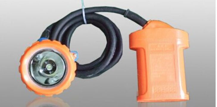 點擊查看詳細信息<br>標(biāo)題：KL3LM(B)型鋰電礦燈 閱讀次數(shù)：2255