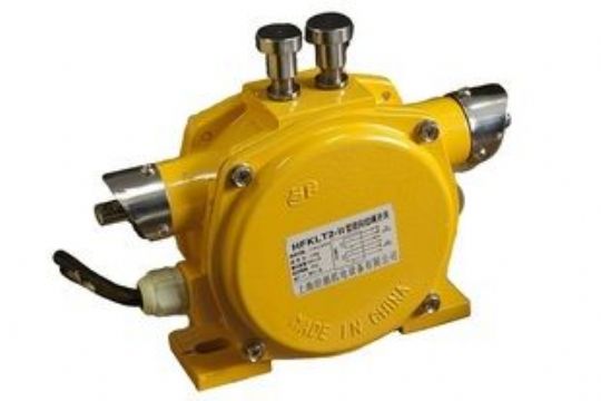 點(diǎn)擊查看詳細(xì)信息<br>標(biāo)題：SL-3雙向拉繩開(kāi)關(guān) 閱讀次數(shù)：1811