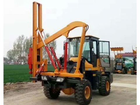 點擊查看詳細信息<br>標題：打樁機 閱讀次數(shù)：3122