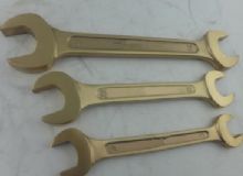 點擊查看詳細信息<br>標題：防爆雙呆扳手 閱讀次數(shù)：260